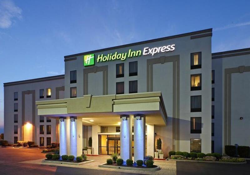 Hotel Holiday Inn Express & Suites Fayetteville University Of Arkansas Area, An Ihg