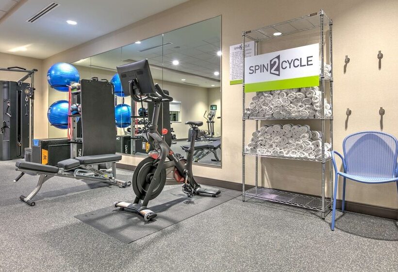 فندق Home2 Suites By Hilton Tulsa Airport