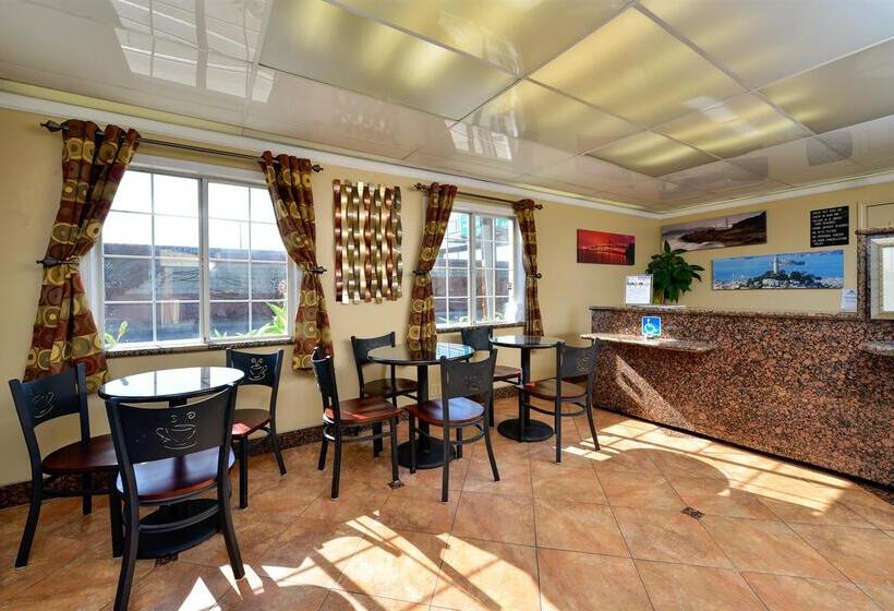 فندق Inn At Bayshore