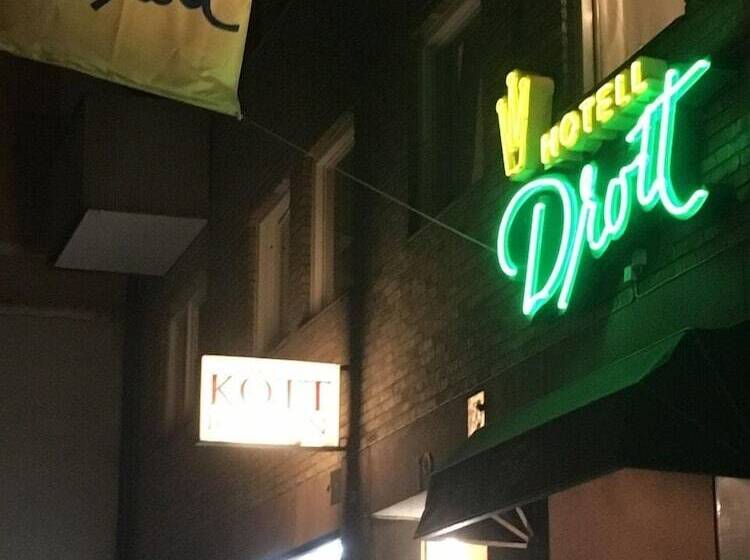 هتل L Drott