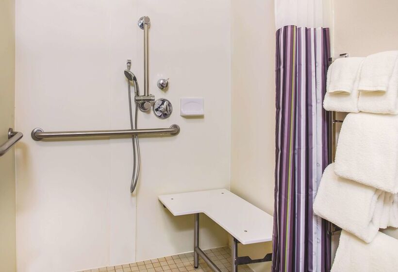 هتل La Quinta By Wyndham Las Vegas Summerlin Tech