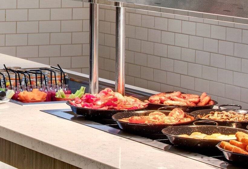 호텔 Leonardo Edinburgh City