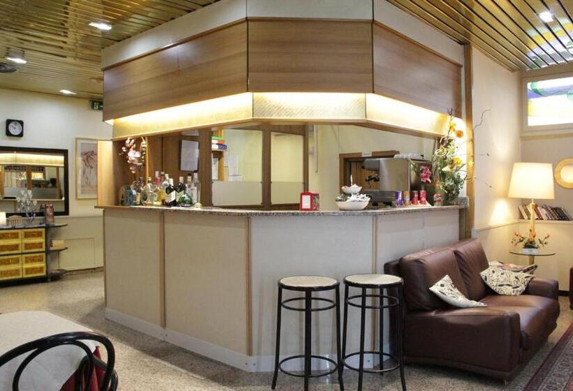 Fotos del hotel Lugano:  38