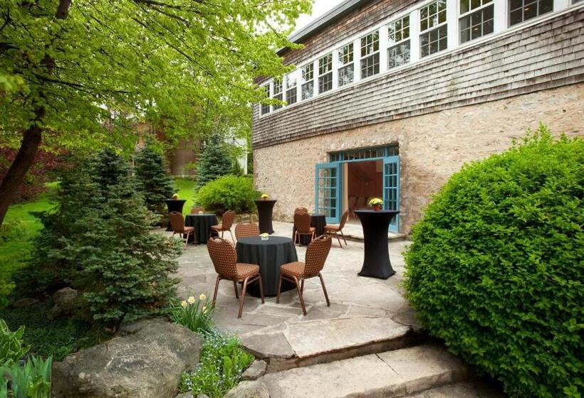 هتل Millcroft Inn & Spa