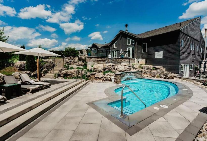 هتل Millcroft Inn & Spa