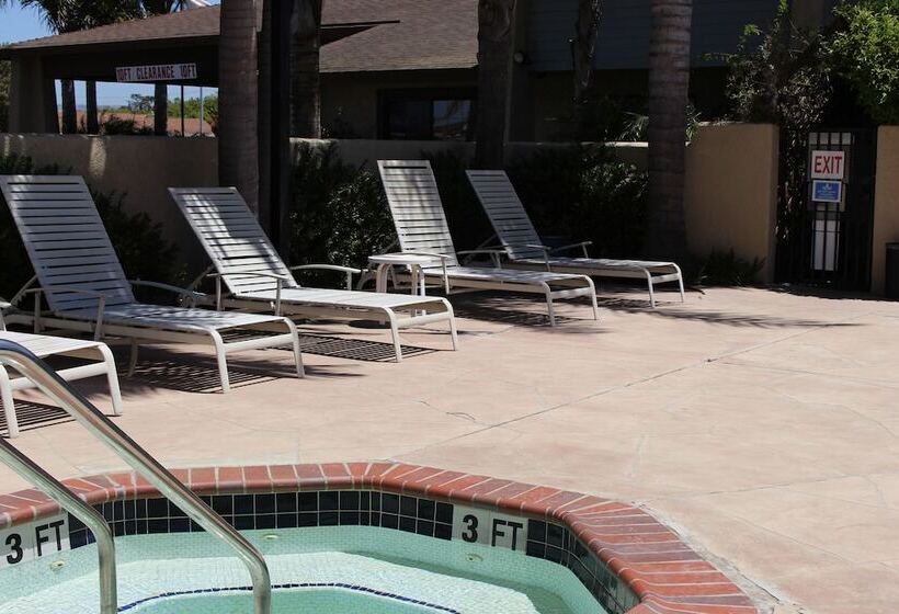 ホテル O'cairns Inn And Suites