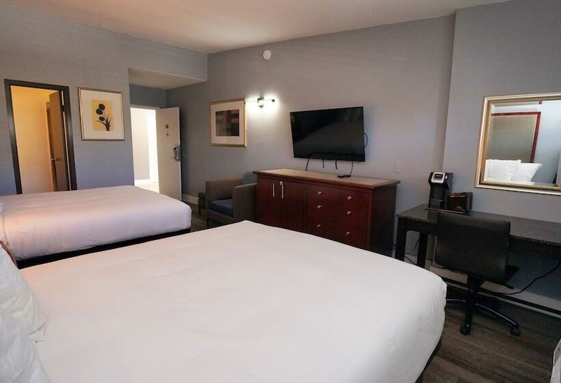 هتل Seaside Inn & Suites