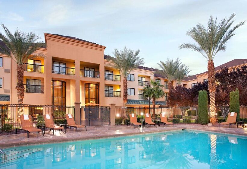 هتل Sonesta Select Las Vegas Summerlin