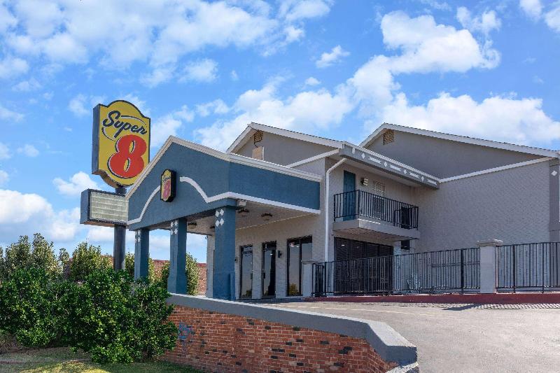 هتل Super 8 By Wyndham Tulsa/arpt/st Fairgrounds