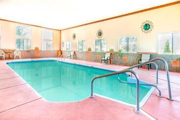 مُتل Copper Canyon Inn
