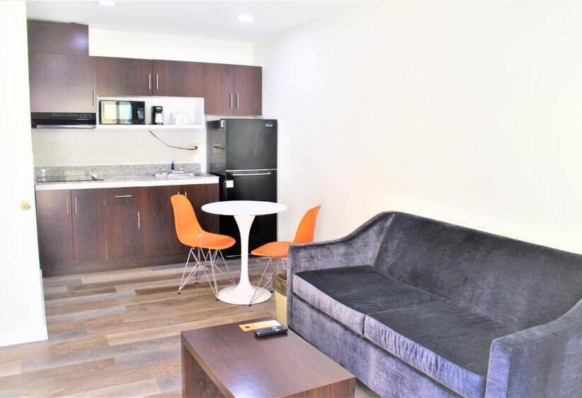 מוטל Howard Johnson Suites By Wyndham San Diego Chula Vista Bayfront