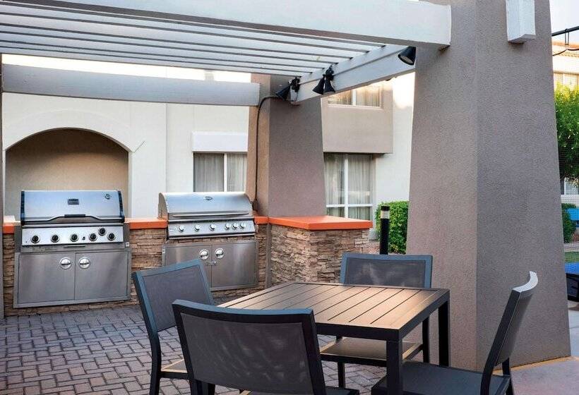 اقامتگاه Sonesta Es Suites Scottsdale Paradise Valley