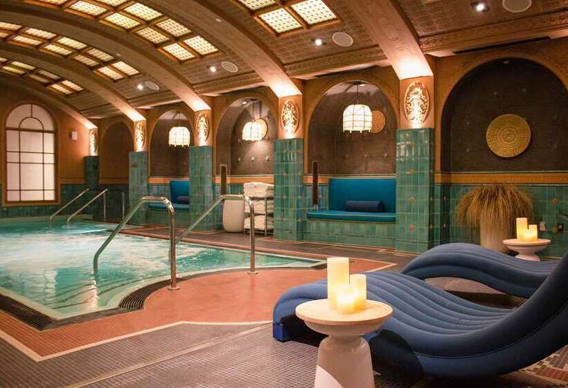 Fotos del hotel Virgin S Las Vegas, Curio Collection By Hilton:  35