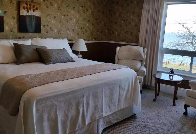 هتل Bayside Inn