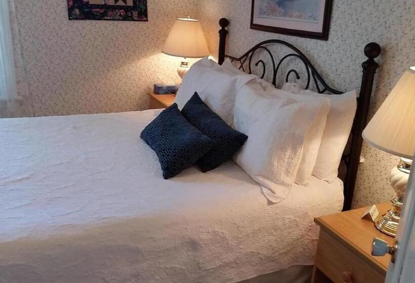هتل Bayside Inn
