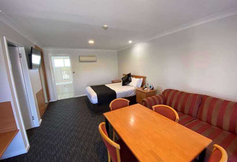 فندق Best Western Plus All Settlers Motor Inn