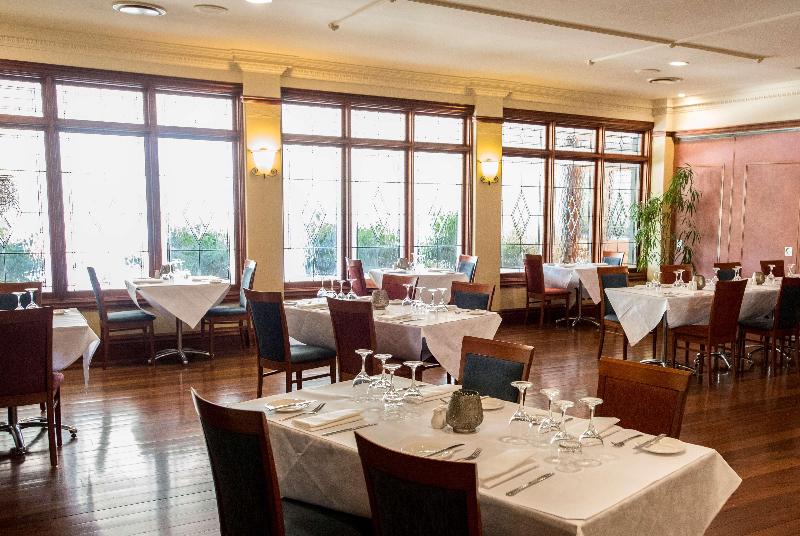 فندق Best Western Plus All Settlers Motor Inn