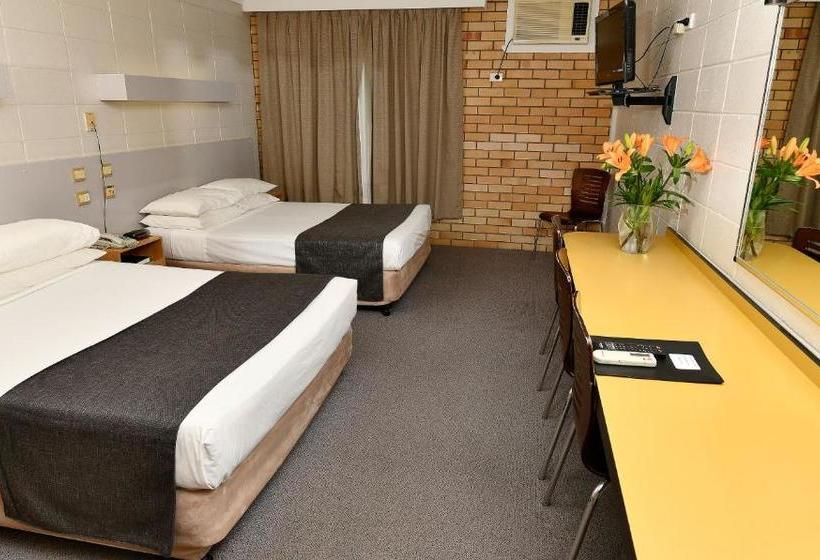 فندق Burke And Wills Motor Inn