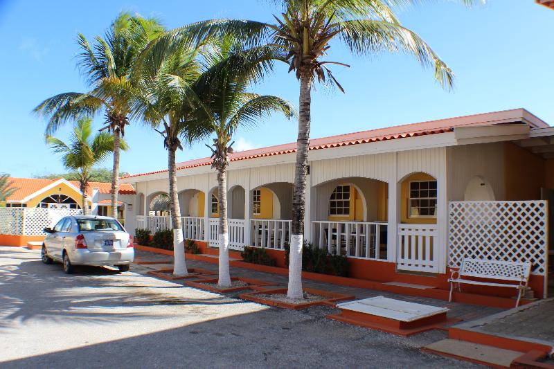 Hotel Coconut Inn