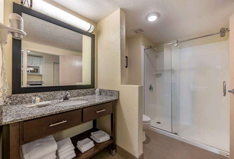 هتل Comfort Suites Maingate East Kissimmee