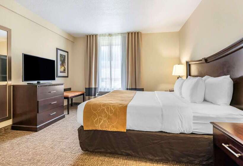 Отель Comfort Suites Maingate East Kissimmee