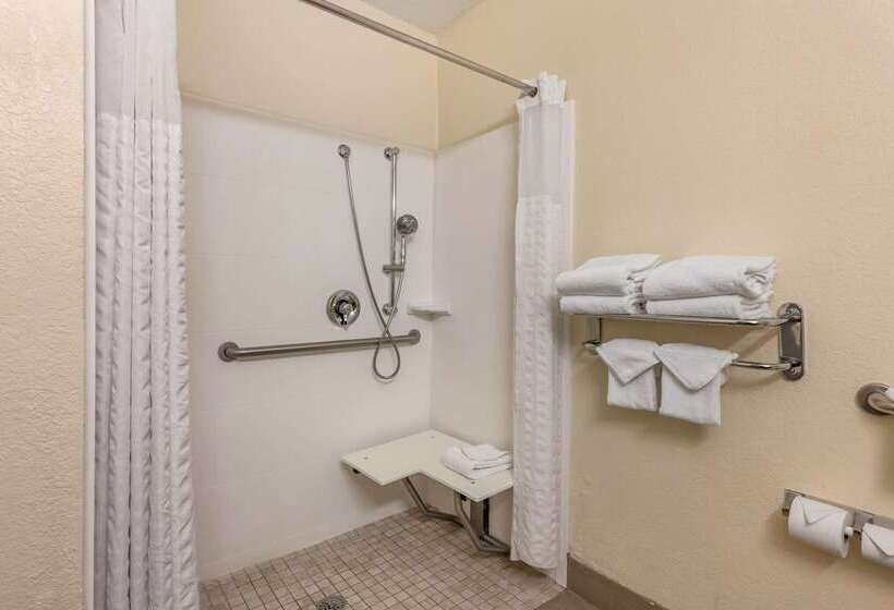 فندق Comfort Suites Maingate East Kissimmee