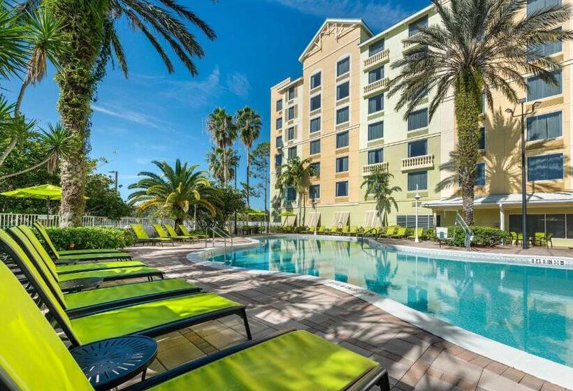 فندق Comfort Suites Maingate East Kissimmee