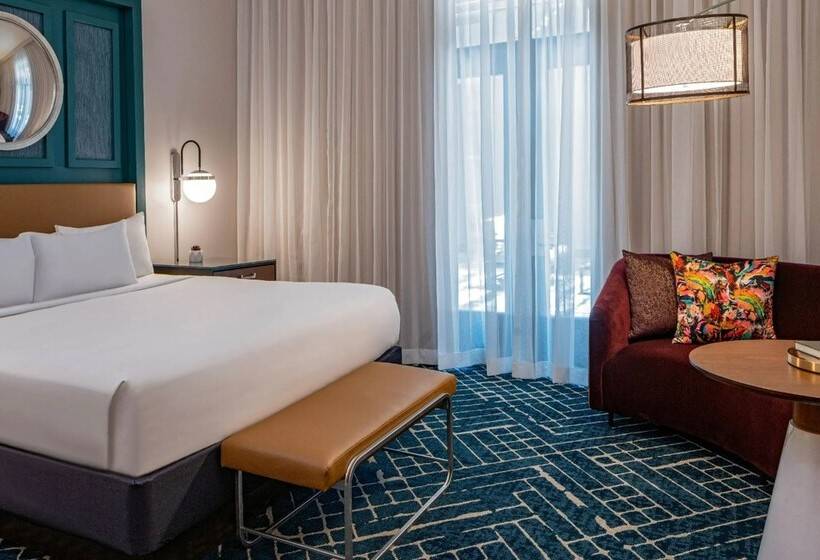 هتل Hyatt Centric French Quarter