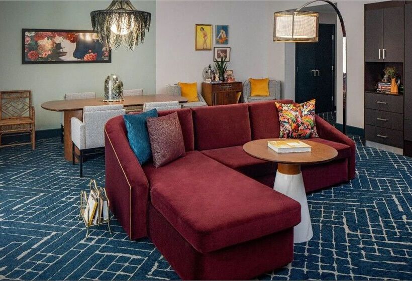 هتل Hyatt Centric French Quarter