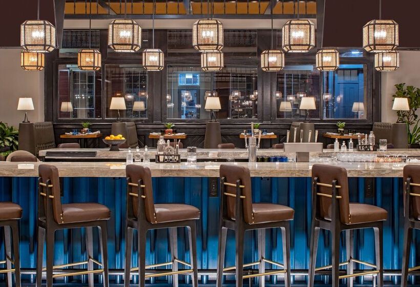 هتل Hyatt Centric French Quarter