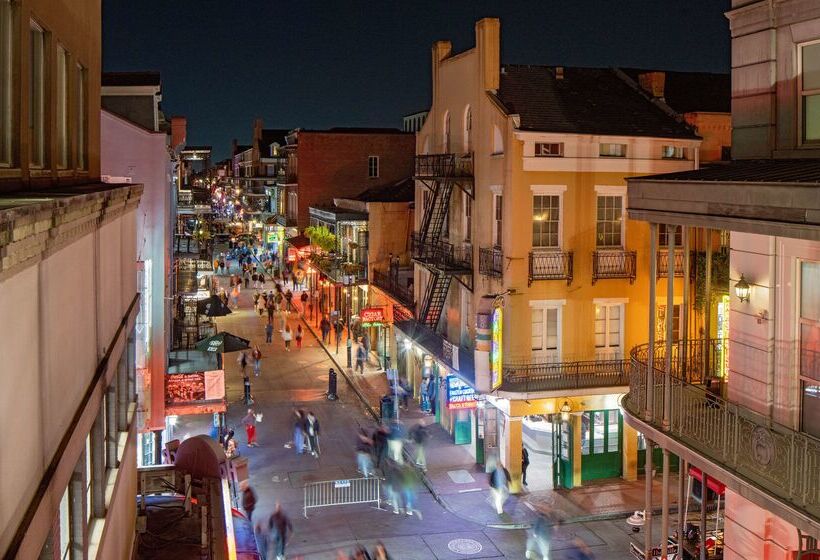 هتل Hyatt Centric French Quarter