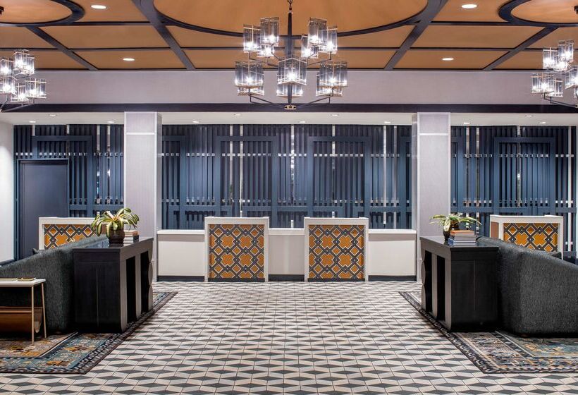 هتل Hyatt Centric French Quarter