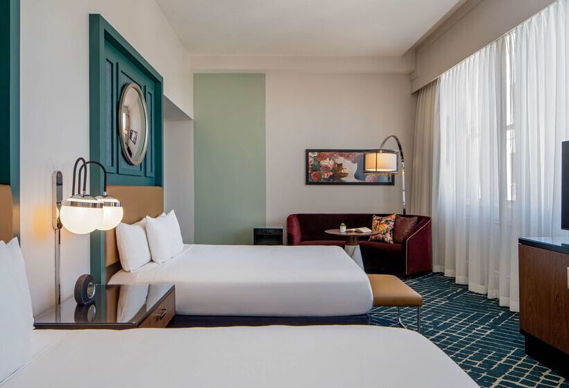 هتل Hyatt Centric French Quarter