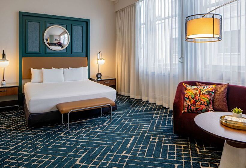 هتل Hyatt Centric French Quarter