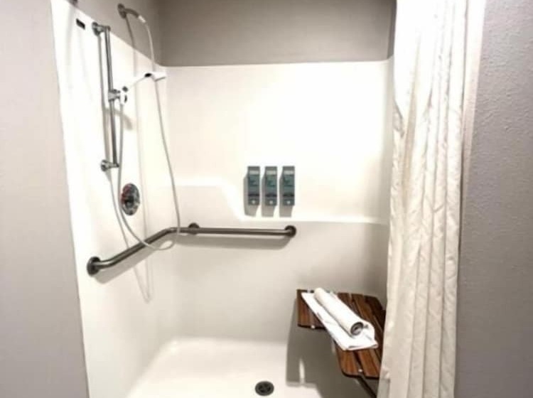 호텔 Lighthouse Suites Inn