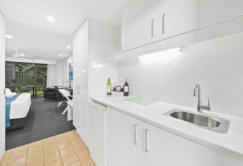 هتل Macquarie Barracks Motor Inn