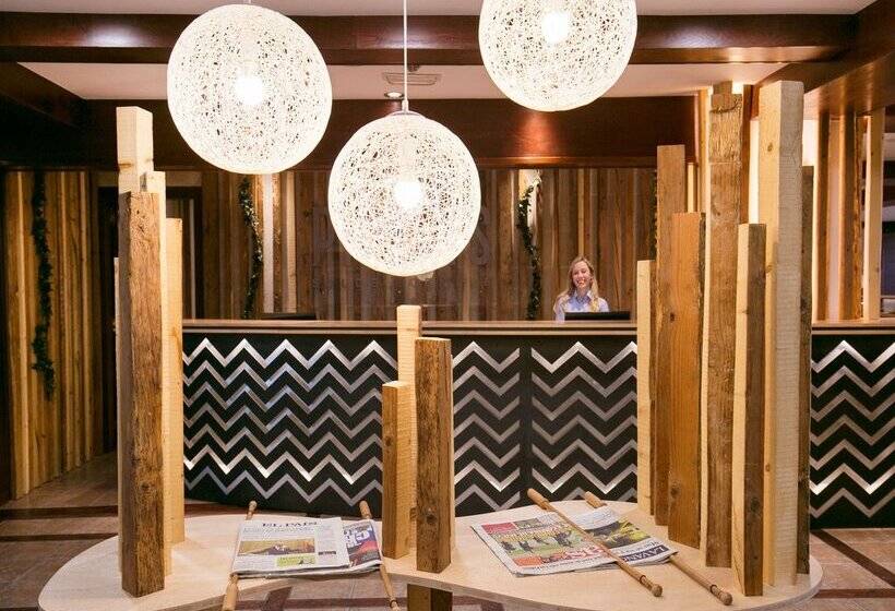 هتل Piolets Soldeu Centre by Nexta