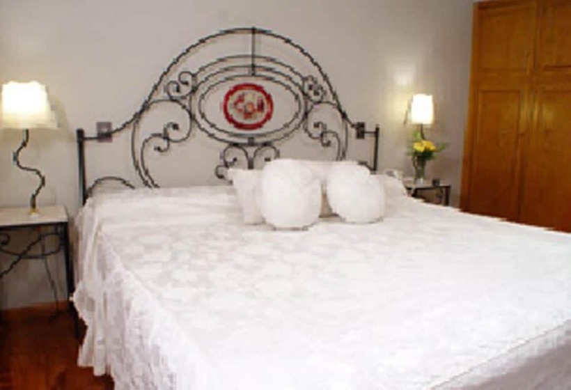 Fotos del hotel Reina Victoria Suites & Towers:  4