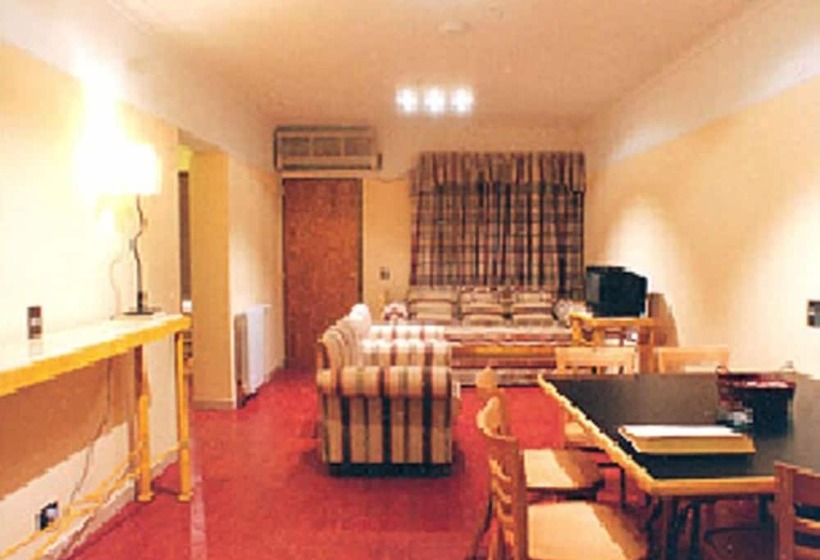 Fotos del hotel Reina Victoria Suites & Towers:  9