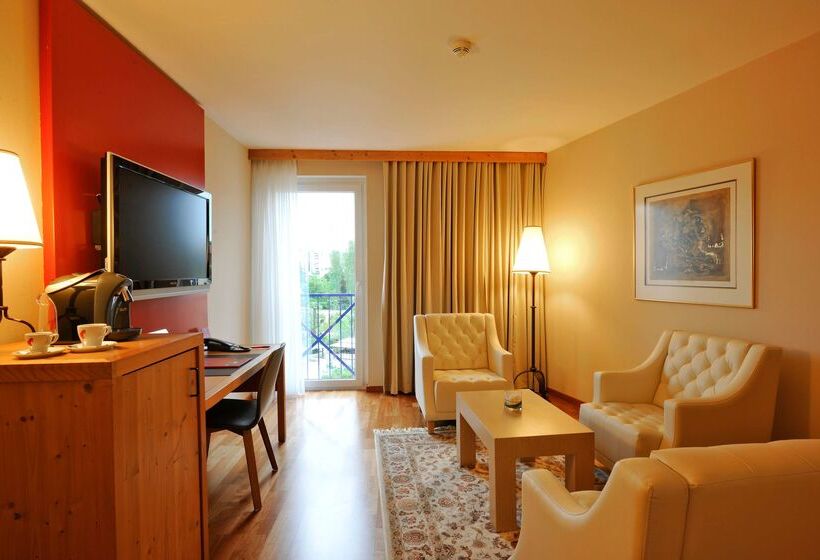 Rogner Hotel Tirana