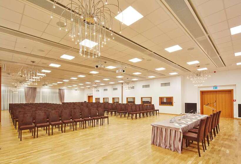 Rogner Hotel Tirana