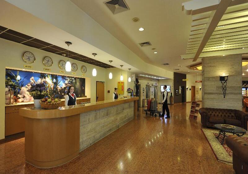 Rogner Hotel Tirana