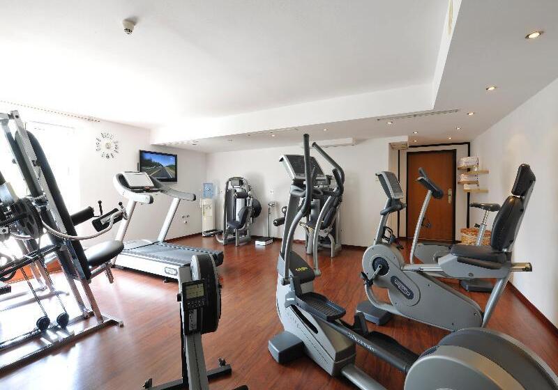 Rogner Hotel Tirana