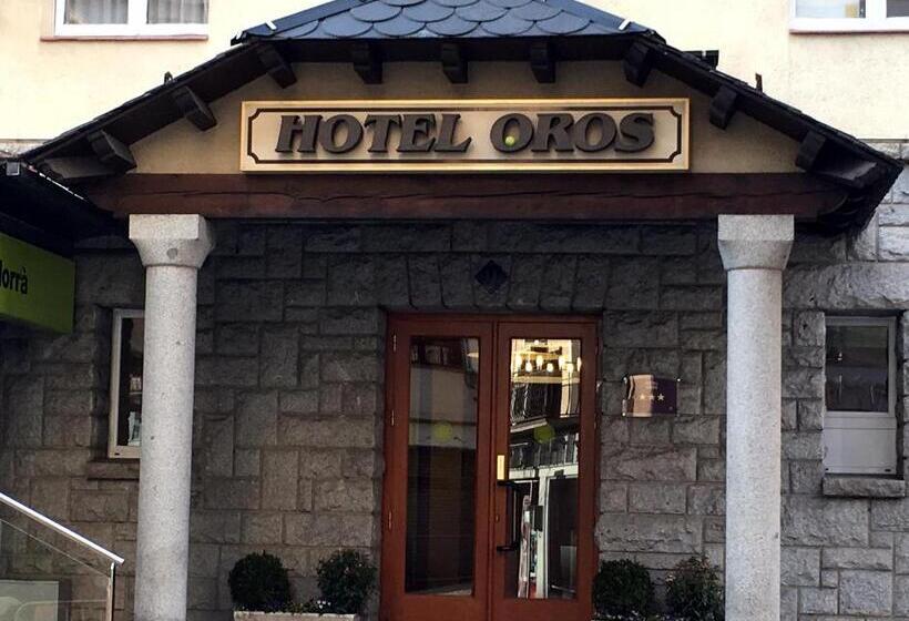 Hotel Somriu Oros