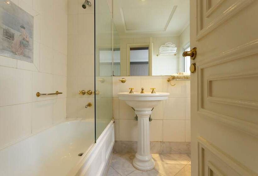 Fotos del hotel Unique Executive Central:  15