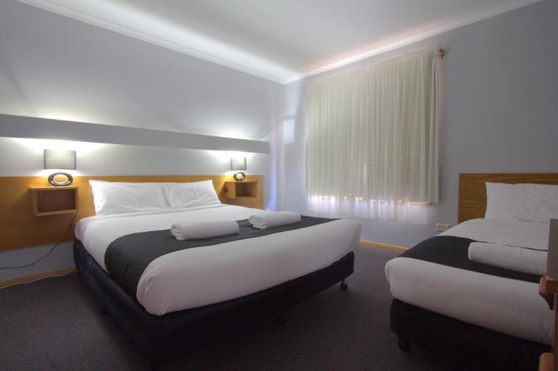مُتل Blue Whale Motor Inn & Apartments