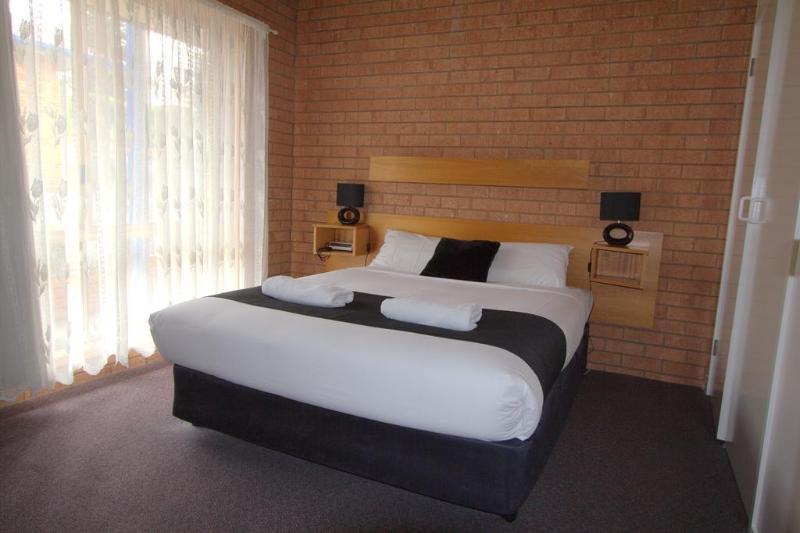 مُتل Blue Whale Motor Inn & Apartments