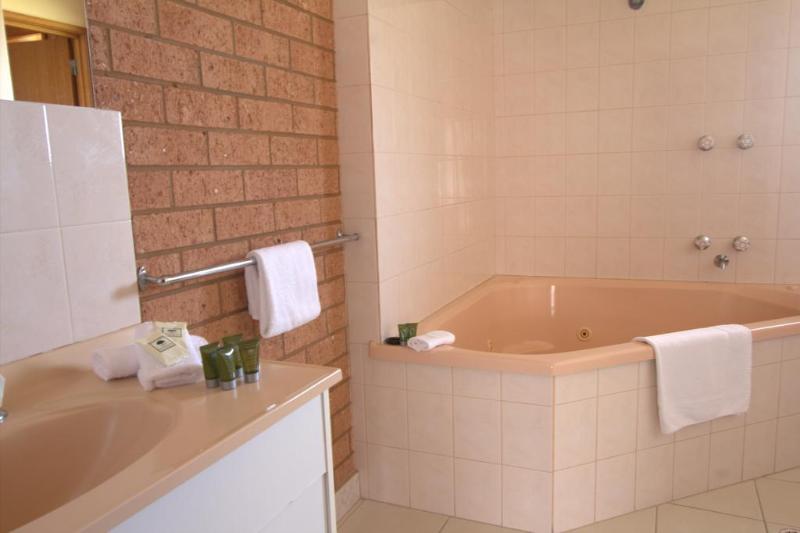 مُتل Blue Whale Motor Inn & Apartments