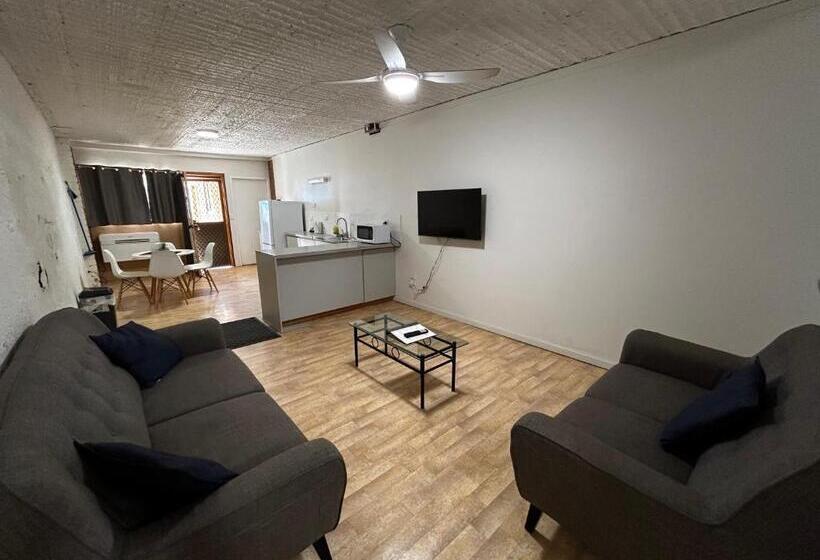 مُتل Desert View Apartments