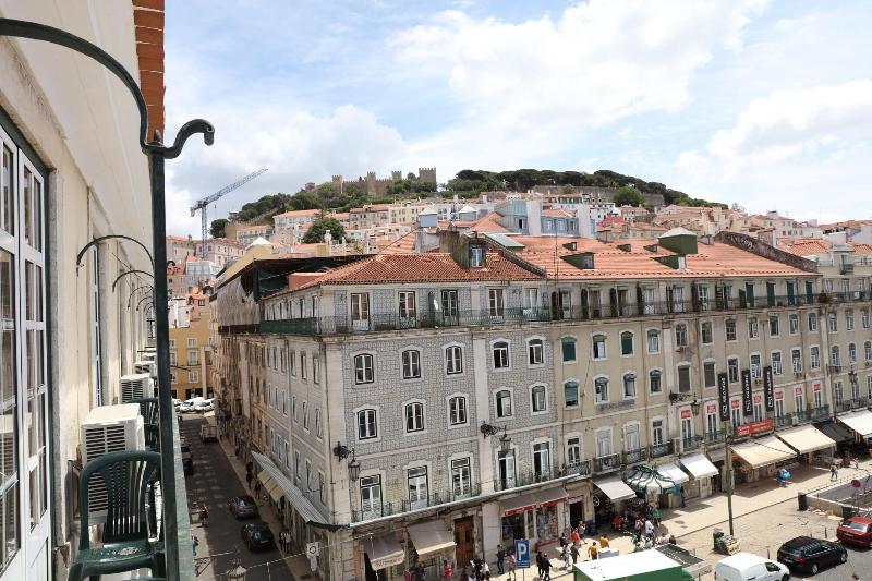 پانسیون Pensao Praca Da Figueira